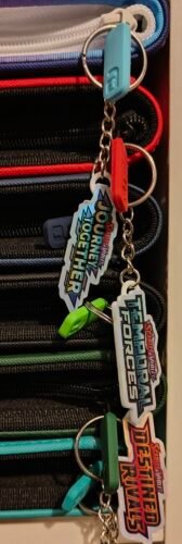 Pokemon TCG Scarlet & Violet Paradox Rift Holographic Binder Tag Keychain photo review